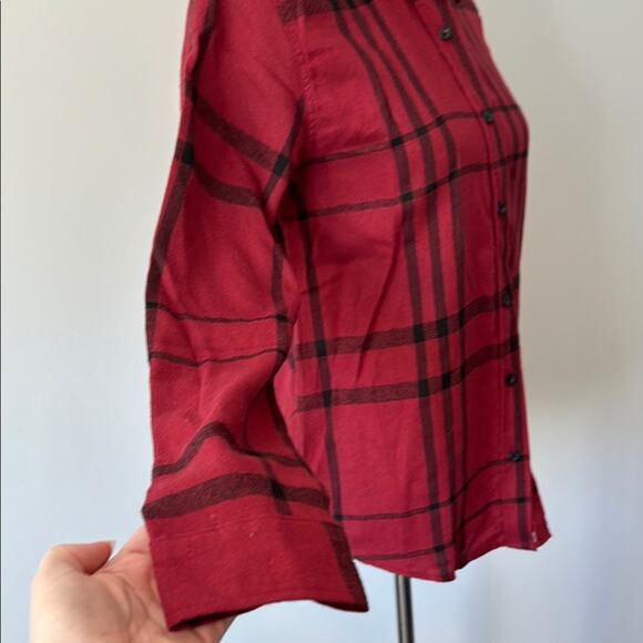 Thread & Supply Red Black Plaid Button-Up Flannel Shirt Women's M NWT - Picture 2 of 7